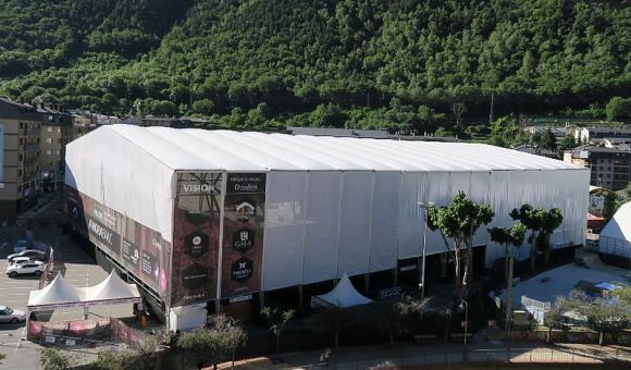 The SPANTECH tent for the Scalada Vision show of le Cirque du Soleil. 