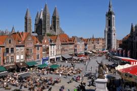 Tournai Grand Place and the Belfry, UNESCO listed sites (c) J.Jeanmart