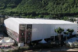 The SPANTECH tent for the Scalada Vision show of le Cirque du Soleil. 